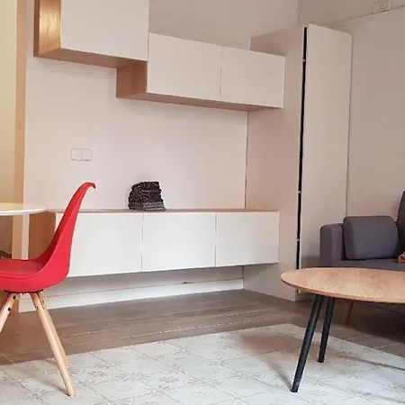 Sant Antoni 4 - Downtown Barcelona. Modern Apartment