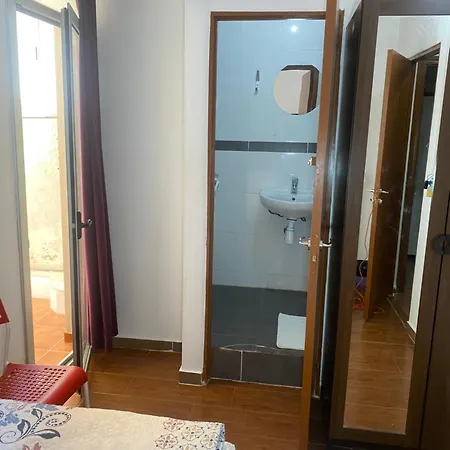بيت شباب Granvia 628