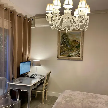 Spacious Penthouse With Big Private Terrace & View Apartment
