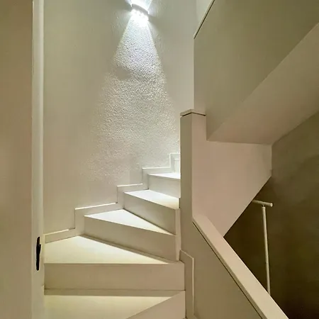 Spacious Penthouse With Big Private Terrace & View Apartment *