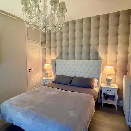 Apartment Spacious Penthouse With Big Private Terrace & View *