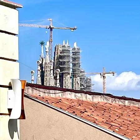Spacious Penthouse With Big Private Terrace & View Apartment