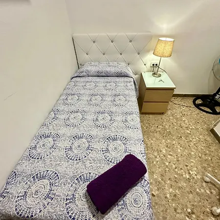 Alojamiento En Sepulveda Bed & Breakfast