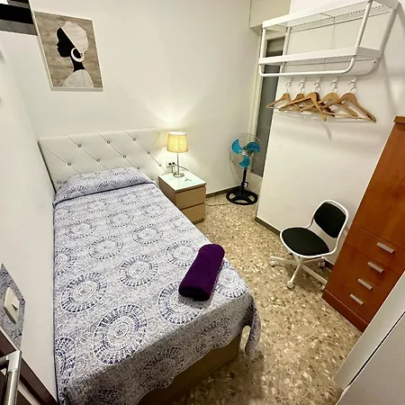 Alojamiento En Sepulveda Bed & Breakfast *