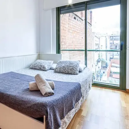 Private Near Las Ramblas * Barcelona