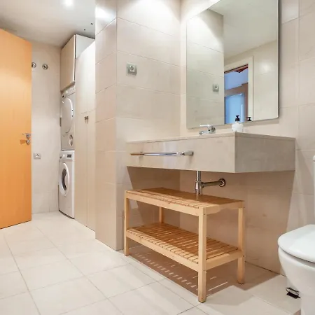 Private Near Las Ramblas * Barcelona