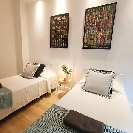 Hostel Centric In Barcelona