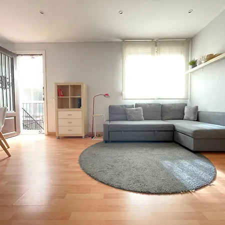 Apartment Creu Fira Hostafrancs *