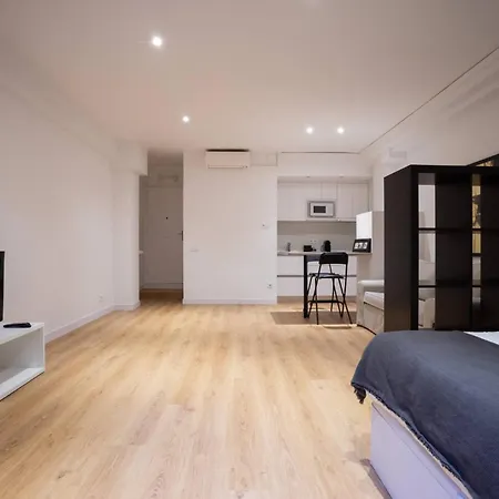 Holiday home Bcn - Loft Parc Guell Barcelona