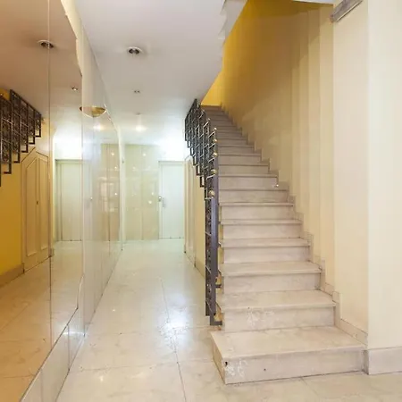 Apartamento Cozy In Residential Center By Maison Pinata Barcelona