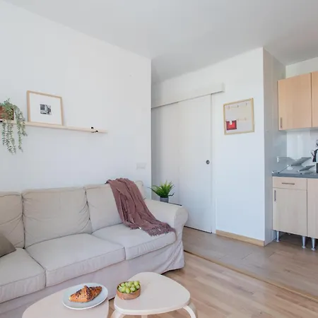 Apartment Sunshine & Beach Urban Two-bedroom *