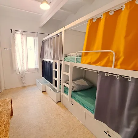 Hostel Bed & Bike
