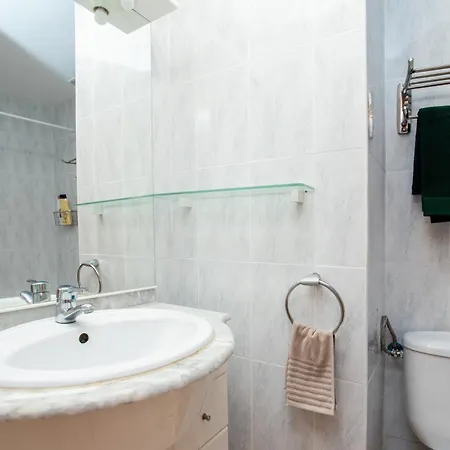 Apartment Spacious Sagrada Familia *
