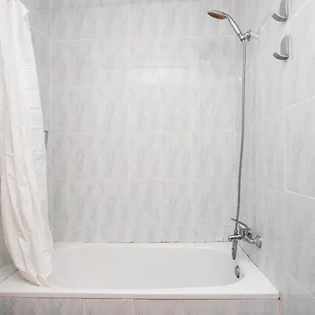 Spacious Sagrada Familia Apartment Barcelona