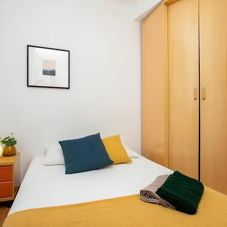 Spacious Sagrada Familia Apartment