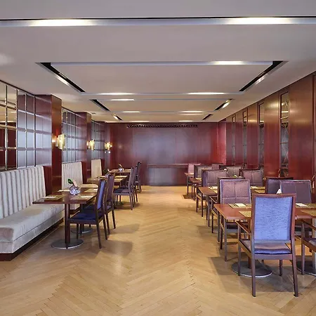 Eurostars Grand Marina Gl Hotel