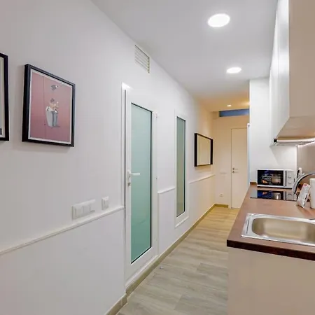 Alcam Books B Apartment Barcelona