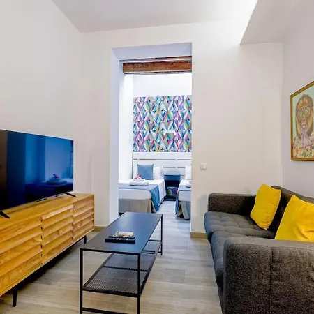 Apartment Alcam Books B