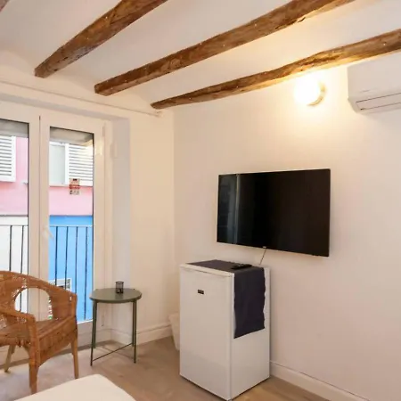 Ramblas Bcn 02 Apartment *