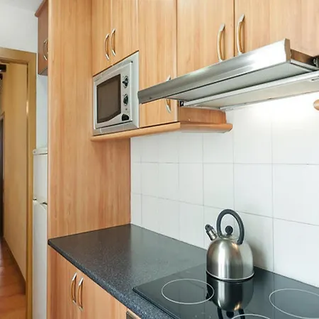 Luminoso 1 Cerca De Ramblas, Hasta 4 Pers, Cocina Equipada. - Es-341-6 Apartment *