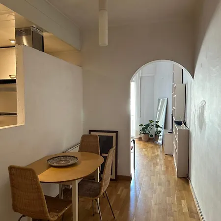 Lägenhet In Spacious In City Center