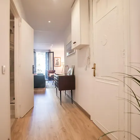Apartment 12crc1038 - Big & Cozy 2bed In The Barcelona