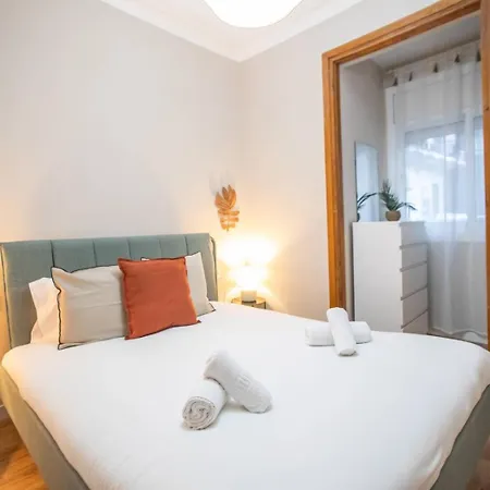 Cosy On Llanca Street Apartment Barcelona
