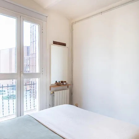 R&b Fluvia Apartment