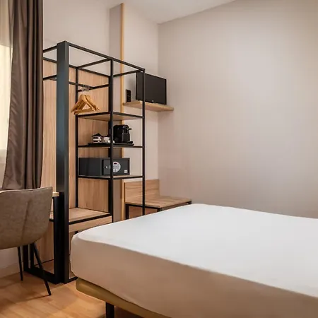 Sunotel Central Отель