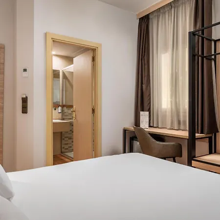 Sunotel Central Отель Барселона