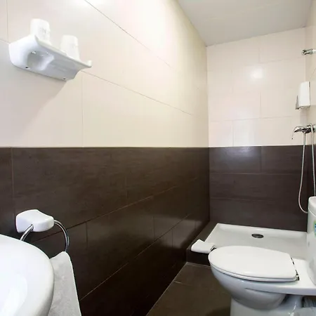 Sans Guest house 2*