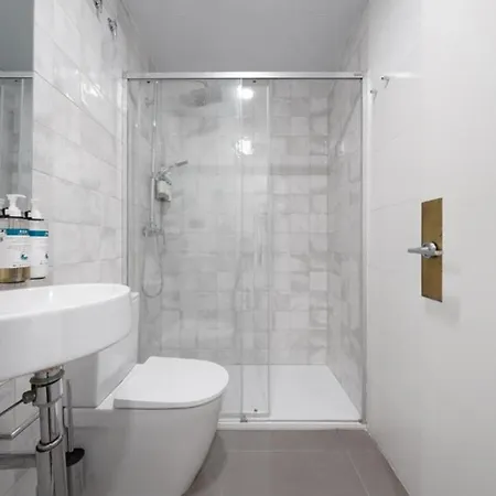 Ola Living Plaza Catalunya Barselona