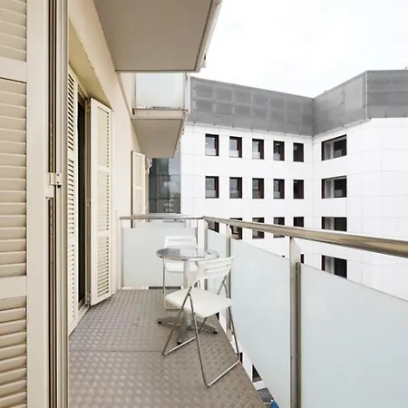 Ola Living Plaza Catalunya Daire *