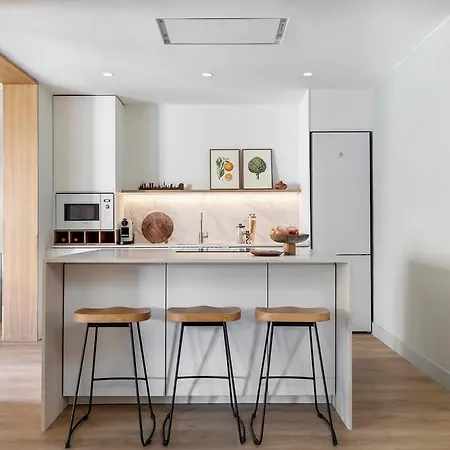 Luxury With King Beds & Ac In Heart Of Bcn Apartamento Barcelona