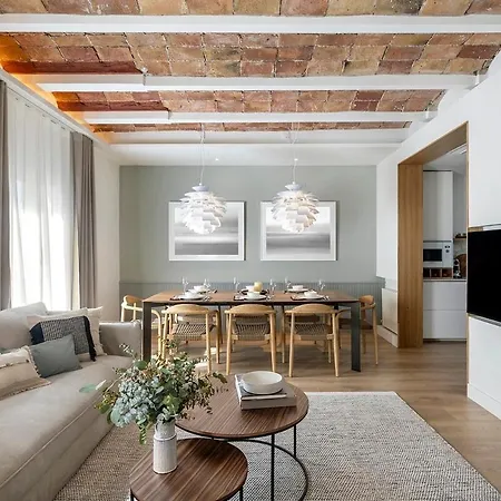 Apartamento Luxury With King Beds & Ac In Heart Of Bcn *