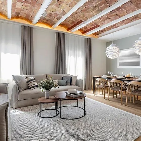 Apartamento Luxury With King Beds & Ac In Heart Of Bcn Barcelona