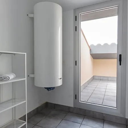 4237 - Ab Santa Coloma Iii Appartamento Barcellona