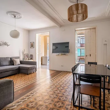 Ronda Sant Pere Apartment *
