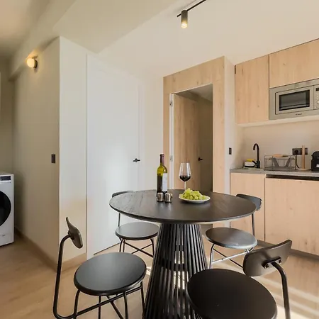 Oasis Downtown Apartment