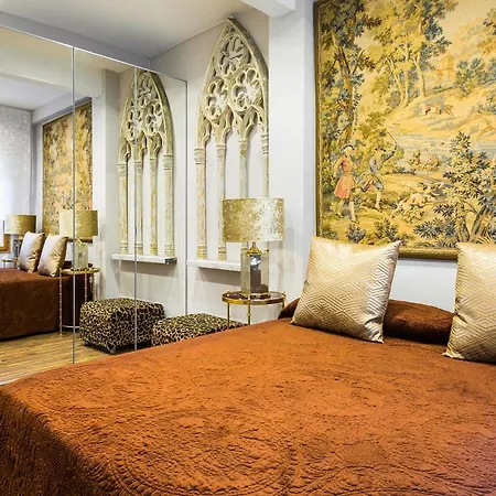 Luxury Two Bedrooms Apartment