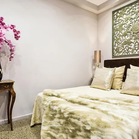 Luxury Two Bedrooms