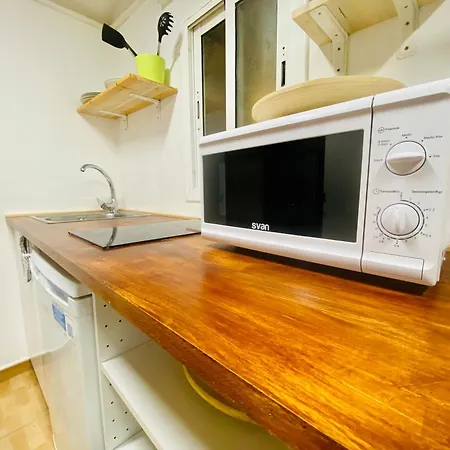 45 Center Basic 1 2 Apartment *