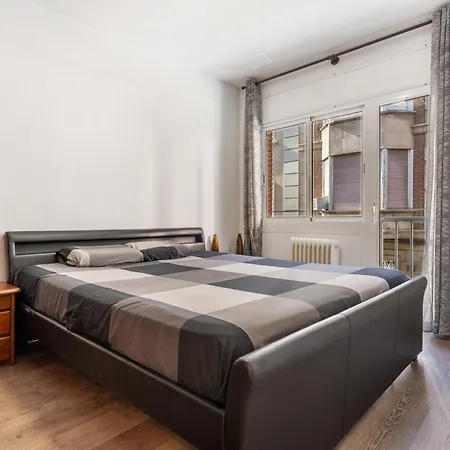 Apartment Your In Office & Gym & Parking Free