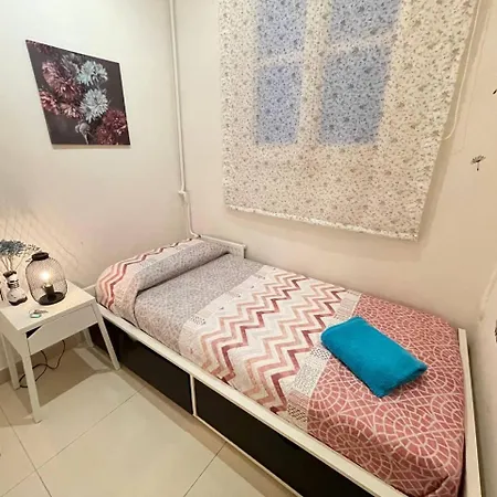 Bed & Breakfast Gran Via *