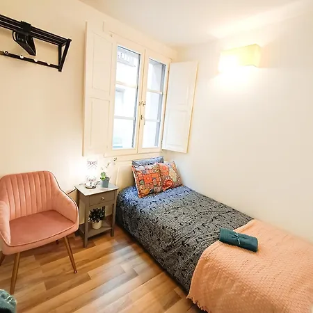Hostel Oasis - By La Rambla