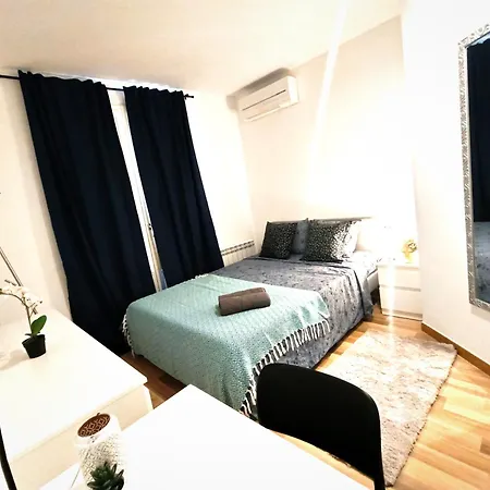 Hostel Oasis - By La Rambla Barcelona