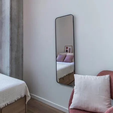 Exclusivamente Para Estudiantes Lujosas Y Estudios Elegantes En Cristobal De Moura Apartamento *
