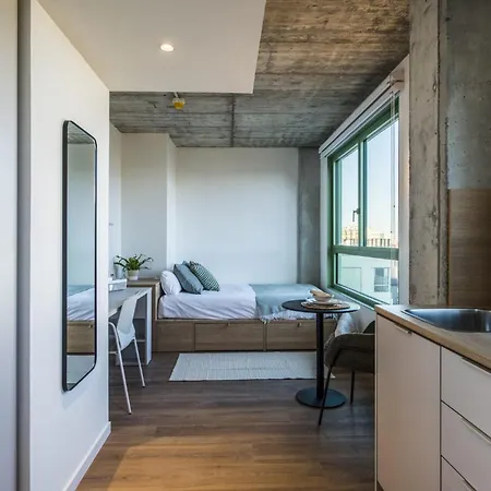 Exclusivamente Para Estudiantes Lujosas Y Estudios Elegantes En Cristobal De Moura Apartamento