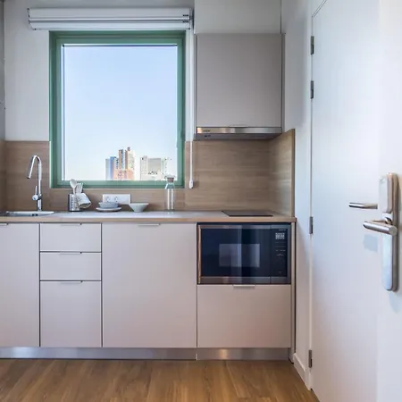 Apartamento Exclusivamente Para Estudiantes Lujosas Y Estudios Elegantes En Cristobal De Moura