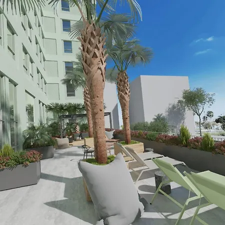 Exclusivamente Para Estudiantes Lujosas Y Estudios Elegantes En Cristobal De Moura Apartamento Barcelona